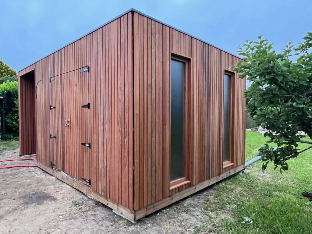 Studio jardin bois sur mesure isolé
