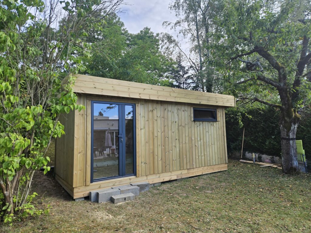 Studio jardin bois personnalisé sur mesure