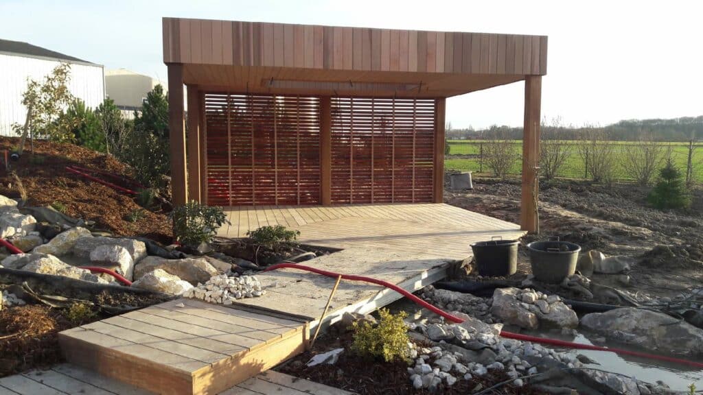 Carport bois sur mesure bandeau red cedar