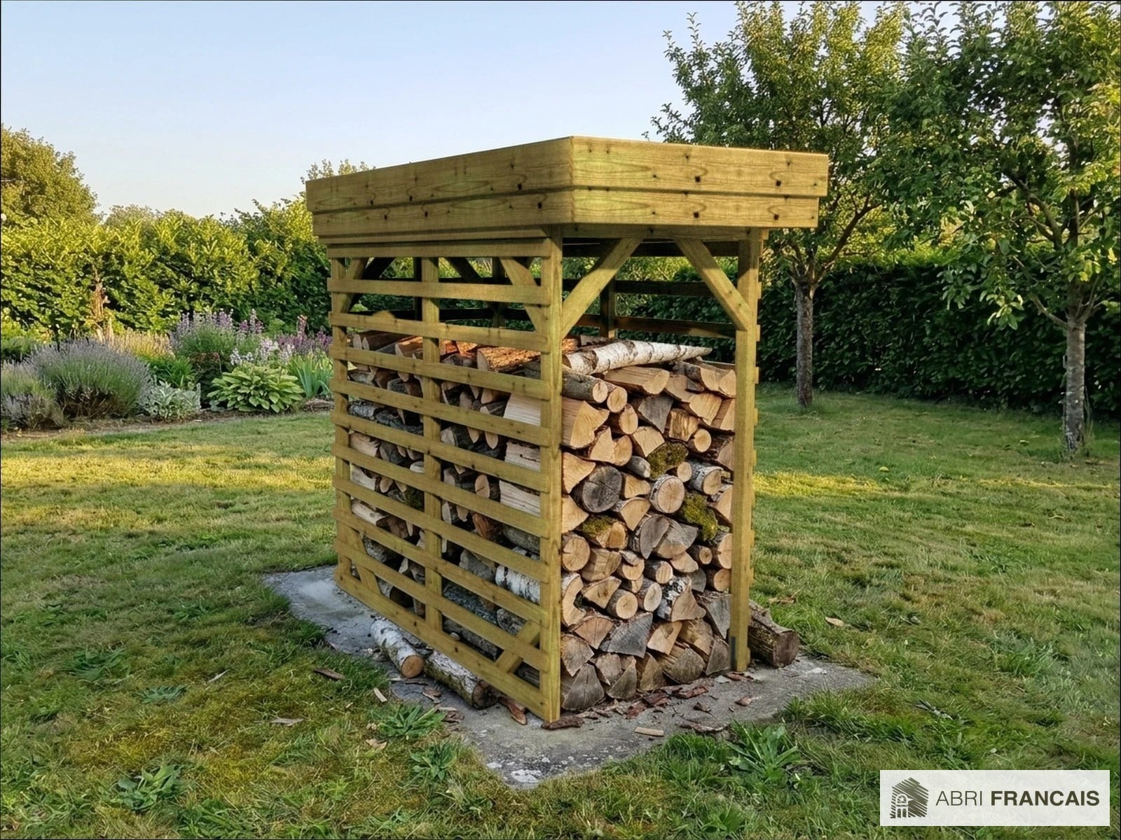 Abri à bûches 1 m × 2,27 m – mise en situation