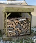 Abri à bûches 2 m × 2,27 m, avec gouttière – mise en situation