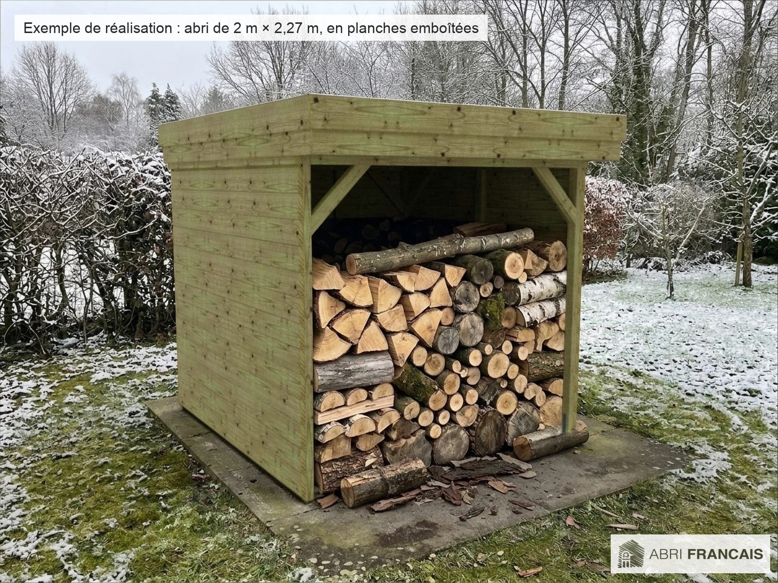Abri à bûches 2 m × 2,27 m, adossé – mise en situation