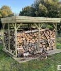 Abri à bûches 3 m × 2,27 m – mise en situation