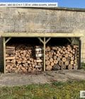 Abri à bûches 4 m × 1,30 m, avec gouttière – mise en situation