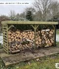 Abri à bûches 4 m × 1,30 m, adossé, avec gouttière – mise en situation