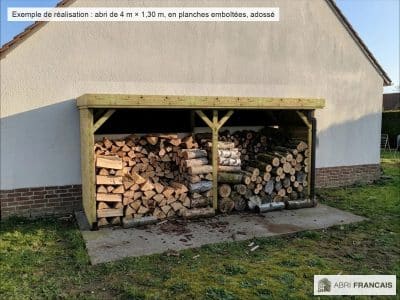 Abri à bûches 4 m × 1,30 m, avec gouttière – mise en situation